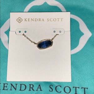 Kendra Scott necklace